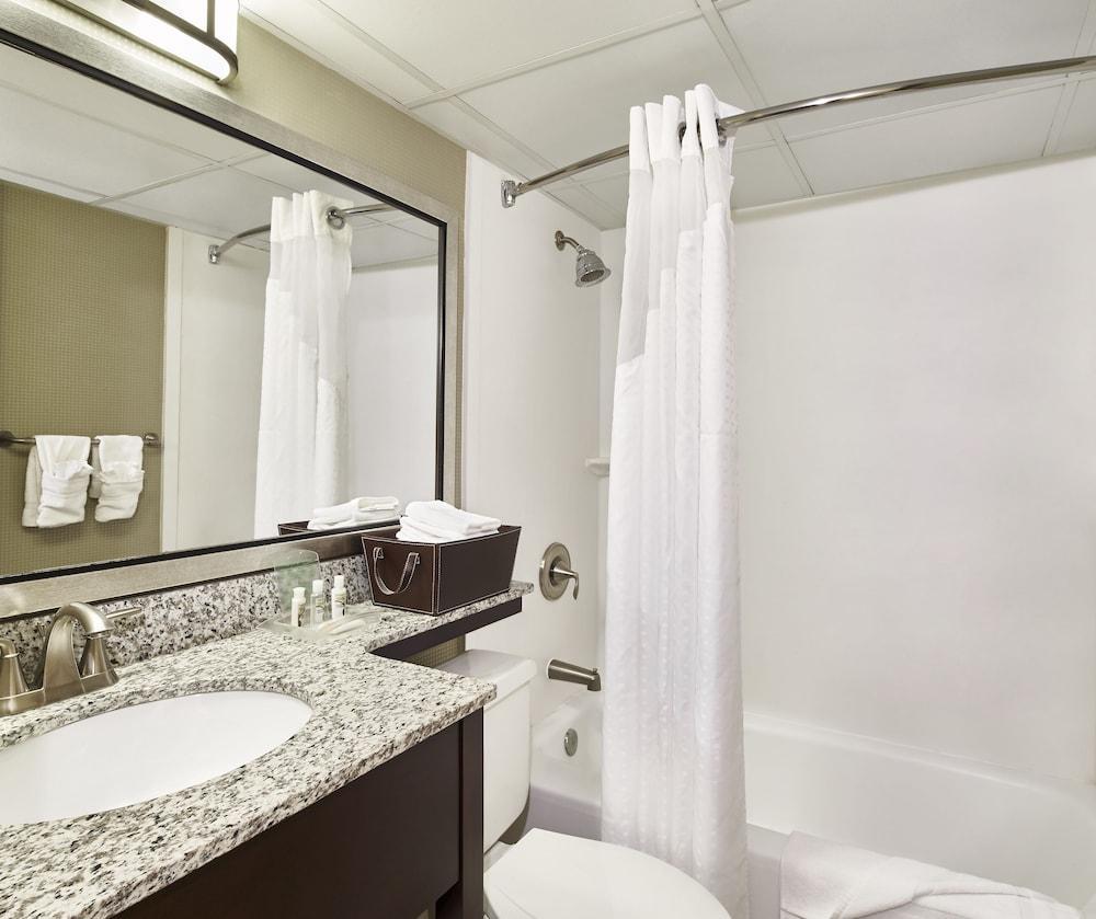 Holiday Inn Alexandria At Carlyle By Ihg Eksteriør bilde