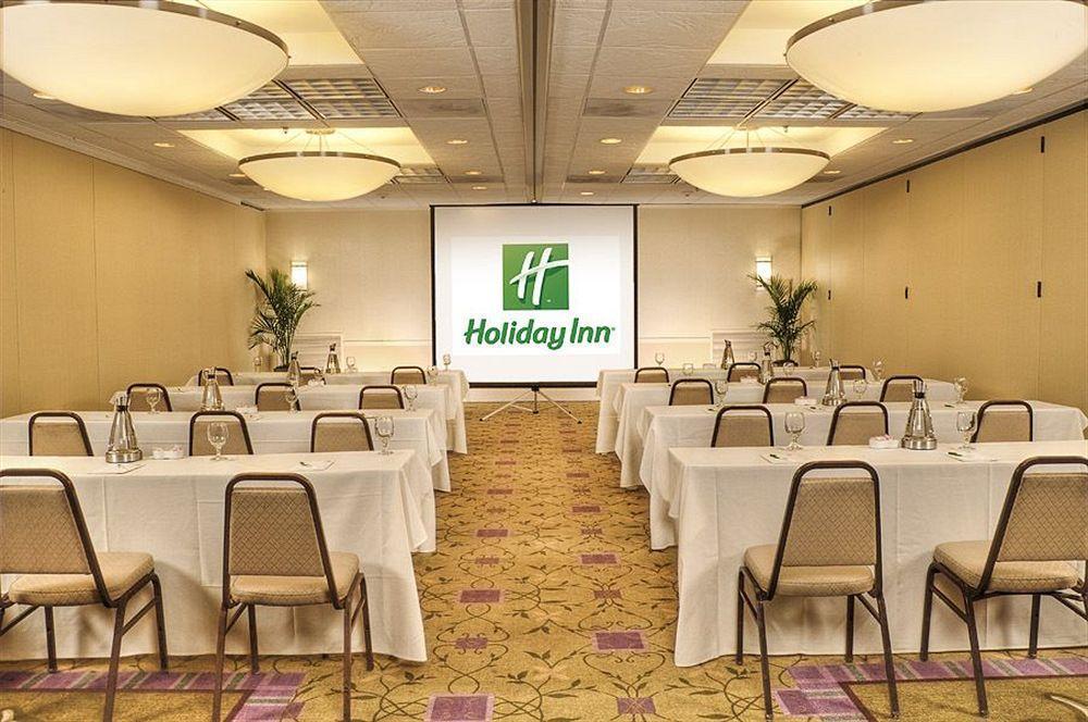 Holiday Inn Alexandria At Carlyle By Ihg Eksteriør bilde